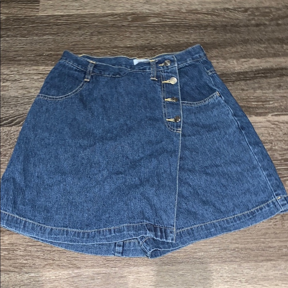 Jean skort